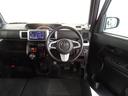 視界良好、操作しやすい運転席です。
