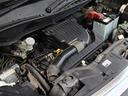 エンジンルームも念入りに清掃しております。