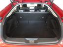 ５人乗車時でも十分なスペースのトランクルームです。