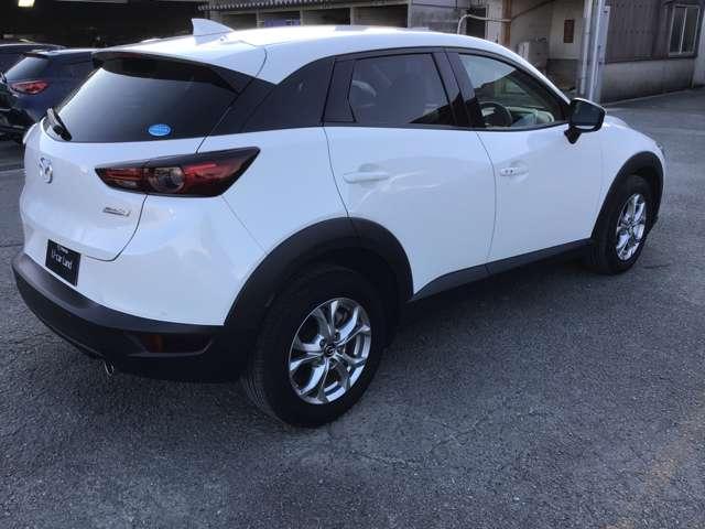 ＣＸ－３ ２．０　２０Ｓ　ナビ　バックモニタ　衝突軽減ブレーキ　ＣＤ　衝突軽減装置　クリアランスソナー　盗難防止装置　スマートキー＆プッシュスタート　エアコン　ＵＳＢ　ナビ＆ＴＶ　アルミホイール　アイドリングストップ　フルセグ（9枚目）