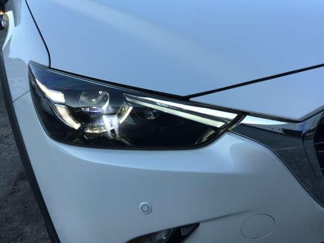ＣＸ－３ ２．０　２０Ｓ　ナビ　バックモニタ　衝突軽減ブレーキ　ＣＤ　衝突軽減装置　クリアランスソナー　盗難防止装置　スマートキー＆プッシュスタート　エアコン　ＵＳＢ　ナビ＆ＴＶ　アルミホイール　アイドリングストップ　フルセグ（12枚目）