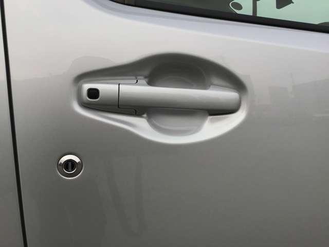 フレア ６６０　ハイブリッド　ＸＧ　ＣＤ／ＥＴＣ／ドラレコ／衝突軽減ブレーキ／シート　被害軽減ブレーキ　マニュアルエアコン　パワーステアリング　パワーウィンドウ　ベンチシート　スマートキー　運転席シートヒーター　盗難防止システム　ＥＳＣ（11枚目）