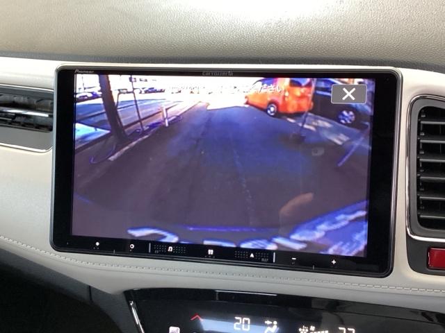 ヴェゼル ハイブリッドＺスタイルエディション　メモリーナビ　リアカメラ　ＥＴＣ　フルセグＴＶ　記録簿　横滑り防止装置　クルコン　ナビＴＶ　盗難防止装置　ＬＥＤライト　シートヒーター　スマ－トキ－　エアバッグ　キーレス　ＵＳＢ　ＡＢＳ　ＡＡＣ（12枚目）