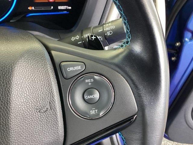 ヴェゼル ハイブリッドＺスタイルエディション　メモリーナビ　リアカメラ　ＥＴＣ　フルセグＴＶ　記録簿　横滑り防止装置　クルコン　ナビＴＶ　盗難防止装置　ＬＥＤライト　シートヒーター　スマ－トキ－　エアバッグ　キーレス　ＵＳＢ　ＡＢＳ　ＡＡＣ（43枚目）