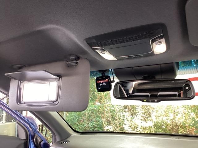 ヴェゼル ハイブリッドＺスタイルエディション　メモリーナビ　リアカメラ　ＥＴＣ　フルセグＴＶ　記録簿　横滑り防止装置　クルコン　ナビＴＶ　盗難防止装置　ＬＥＤライト　シートヒーター　スマ－トキ－　エアバッグ　キーレス　ＵＳＢ　ＡＢＳ　ＡＡＣ（47枚目）