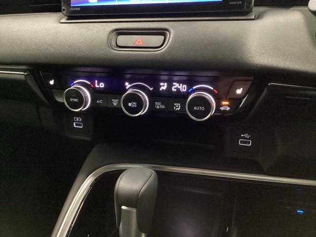 ヴェゼル e:HEVZ メモリーナビ ETC リアカメラ 衝突回避支援ブレーキ機能 スマキ Pトランク フルオートエアコン エアバッグ 両席エアバック Rカメ パワーウィンドウ LEDランプ ソナー クルーズC ナビ&TV(12枚目)