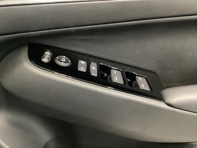 ヴェゼル e:HEVZ メモリーナビ ETC リアカメラ 衝突回避支援ブレーキ機能 スマキ Pトランク フルオートエアコン エアバッグ 両席エアバック Rカメ パワーウィンドウ LEDランプ ソナー クルーズC ナビ&TV(32枚目)