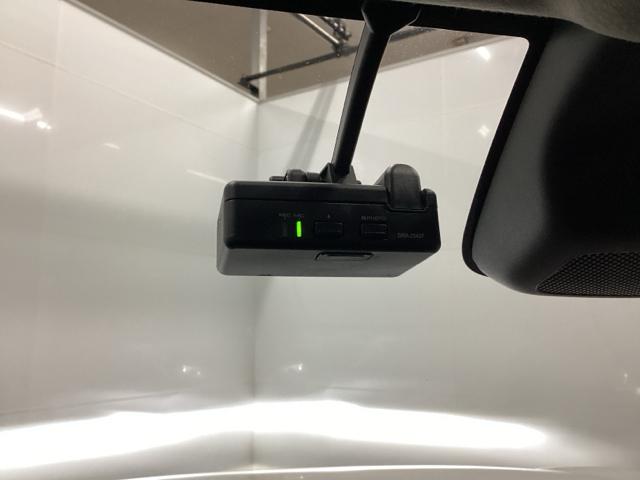 ヴェゼル e:HEVZ 試乗車 メモリーナビ ドラレコ ETC 衝突回避支援ブレーキ機能 スマキ Pトランク フルオートエアコン Dレコ エアバッグ 両席エアバック Rカメ パワーウィンドウ LEDランプ ソナー クルーズC(12枚目)