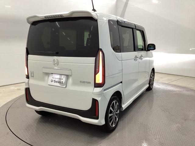 N-BOXカスタム ベースグレード 試乗車 メモリーナビ ドラレコ ETC USB接続 CMBS Dレコ ベンチシート オートエアコン スマートキ LED 盗難防止装置 クルコン バックカメラ フルセグTV パワーステアリング ESC(8枚目)