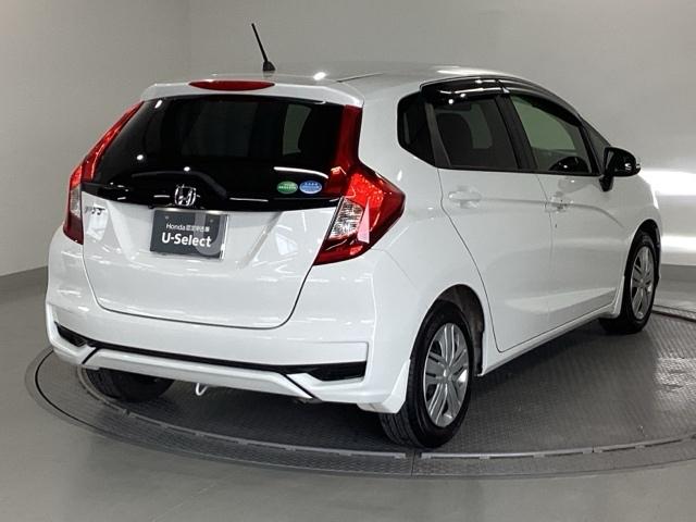 フィット １３Ｇ・Ｌホンダセンシング　純正メモリーナビ　ドラレコ　リアカメラ　地デジフルセグＴＶ　ＥＴＣ車載器　ＤＶＤ再生可　ナビ＆ＴＶ　サイドカーテンエアバック　Ｄレコ　ＵＳＢ　エアバック　パワーウインドウ　記録簿　キーフリーシステム（8枚目）