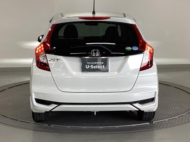 フィット １３Ｇ・Ｌホンダセンシング　純正メモリーナビ　ドラレコ　リアカメラ　地デジフルセグＴＶ　ＥＴＣ車載器　ＤＶＤ再生可　ナビ＆ＴＶ　サイドカーテンエアバック　Ｄレコ　ＵＳＢ　エアバック　パワーウインドウ　記録簿　キーフリーシステム（9枚目）