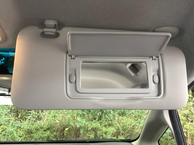 フィット １３Ｇ・Ｌホンダセンシング　純正メモリーナビ　ドラレコ　リアカメラ　地デジフルセグＴＶ　ＥＴＣ車載器　ＤＶＤ再生可　ナビ＆ＴＶ　サイドカーテンエアバック　Ｄレコ　ＵＳＢ　エアバック　パワーウインドウ　記録簿　キーフリーシステム（46枚目）