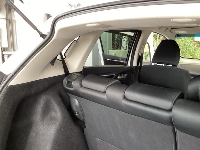 フィット １３Ｇ・Ｌホンダセンシング　純正メモリーナビ　ドラレコ　リアカメラ　地デジフルセグＴＶ　ＥＴＣ車載器　ＤＶＤ再生可　ナビ＆ＴＶ　サイドカーテンエアバック　Ｄレコ　ＵＳＢ　エアバック　パワーウインドウ　記録簿　キーフリーシステム（61枚目）