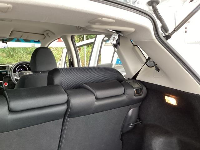 フィット １３Ｇ・Ｌホンダセンシング　純正メモリーナビ　ドラレコ　リアカメラ　地デジフルセグＴＶ　ＥＴＣ車載器　ＤＶＤ再生可　ナビ＆ＴＶ　サイドカーテンエアバック　Ｄレコ　ＵＳＢ　エアバック　パワーウインドウ　記録簿　キーフリーシステム（62枚目）