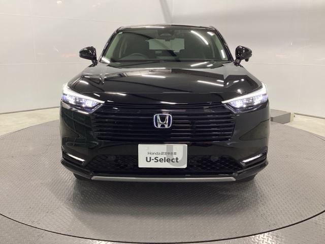 ヴェゼル ｅ：ＨＥＶＺ　メモリーナビ　ドラレコ　ＥＴＣ　リアカメラ　衝突回避支援ブレーキ機能　スマキ　Ｐトランク　フルオートエアコン　Ｄレコ　エアバッグ　両席エアバック　Ｒカメ　パワーウィンドウ　ＬＥＤランプ　ソナー　ＵＳＢ（6枚目）