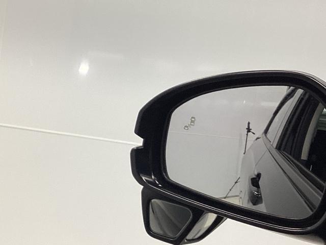 ヴェゼル ｅ：ＨＥＶＺ　メモリーナビ　ドラレコ　ＥＴＣ　リアカメラ　衝突回避支援ブレーキ機能　スマキ　Ｐトランク　フルオートエアコン　Ｄレコ　エアバッグ　両席エアバック　Ｒカメ　パワーウィンドウ　ＬＥＤランプ　ソナー　ＵＳＢ（42枚目）