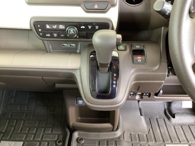 N-WGN Lホンダセンシング メモリーナビ ドラレコ リアカメラ ETC装備 Bモニタ 誤発進抑制 シートヒータ オートライト DVD フルセグ 横滑り防止機能 セキュリティアラーム キーフリー ナビTV スマートキー 記録簿(13枚目)