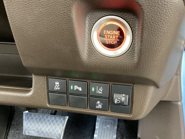 N-WGN Lホンダセンシング メモリーナビ ドラレコ リアカメラ ETC装備 Bモニタ 誤発進抑制 シートヒータ オートライト DVD フルセグ 横滑り防止機能 セキュリティアラーム キーフリー ナビTV スマートキー 記録簿(42枚目)