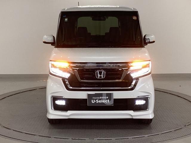 N-BOXカスタム Lターボ 純正ナビ フルセグ リアカメラ 地デジチューナー 衝突軽減ブレーキサポート LEDヘッドライ アイドリングS ターボエンジン PS カーテンエアバック シートヒータ エアバック USB AAC ABS(6枚目)