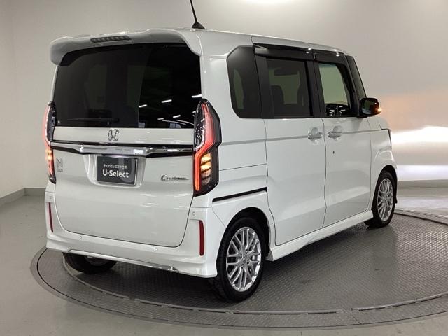 N-BOXカスタム Lターボ 純正ナビ フルセグ リアカメラ 地デジチューナー 衝突軽減ブレーキサポート LEDヘッドライ アイドリングS ターボエンジン PS カーテンエアバック シートヒータ エアバック USB AAC ABS(8枚目)