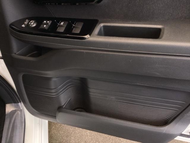 N-BOXカスタム Lターボ 純正ナビ フルセグ リアカメラ 地デジチューナー 衝突軽減ブレーキサポート LEDヘッドライ アイドリングS ターボエンジン PS カーテンエアバック シートヒータ エアバック USB AAC ABS(54枚目)