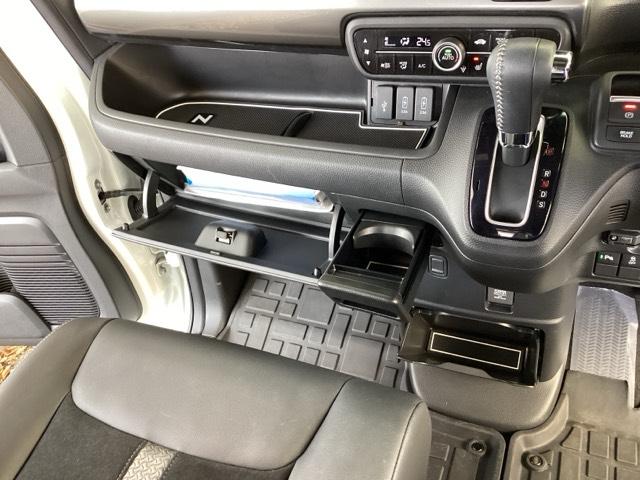 Ｎ－ＢＯＸカスタム Ｌターボスタイル＋ブラック　ナビ　リヤカメラ　スマートキー　ベンチＳ　ターボエンジン　スマ－トキ－　エアバック　横滑り防止機能　Ｄレコ　クルーズコントロール　助手席エアバッグ　地デジ　セキュリティアラーム　ＬＥＤライト　ＡＡＣ（39枚目）