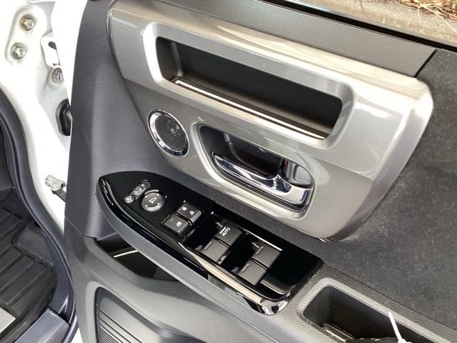 Ｎ－ＢＯＸカスタム Ｌターボスタイル＋ブラック　ナビ　リヤカメラ　スマートキー　ベンチＳ　ターボエンジン　スマ－トキ－　エアバック　横滑り防止機能　Ｄレコ　クルーズコントロール　助手席エアバッグ　地デジ　セキュリティアラーム　ＬＥＤライト　ＡＡＣ（52枚目）