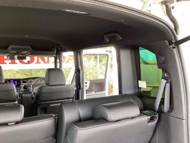 Ｎ－ＢＯＸカスタム Ｌターボスタイル＋ブラック　ナビ　リヤカメラ　スマートキー　ベンチＳ　ターボエンジン　スマ－トキ－　エアバック　横滑り防止機能　Ｄレコ　クルーズコントロール　助手席エアバッグ　地デジ　セキュリティアラーム　ＬＥＤライト　ＡＡＣ（65枚目）