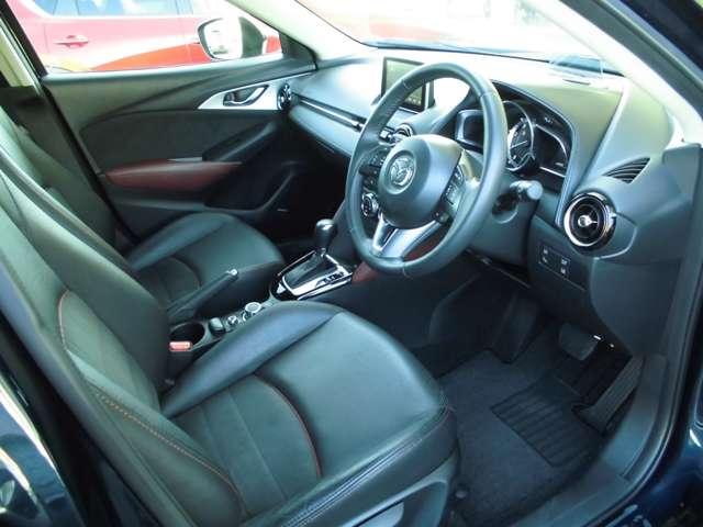 ＣＸ－３ １．５　ＸＤ　ツーリング　Ｌパッケージ　ディーゼルターボ　ＢＯＳＥサウンドシステム　ナビ　バックカメラ　地上デジタル　スマートブレーキ　メモリーナビ　前席シートヒーター　パワーステアリング　オートエアコン　ＡＢＳ　ＥＴＣ車載器　パワーウィンドウ　アイスト（5枚目）