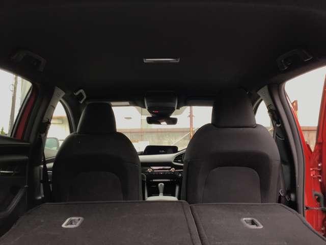 MAZDA3ファストバック 2.0 20S プロアクティブ ツーリング セレクション シートヒーター 全方位モニター ETC レーダークルコン エアバッグ ABS キーフリー バックカメラ 電動シート オートエアコン DVD再生 アドバンスドキー アイドリングストップ アルミホイール(6枚目)