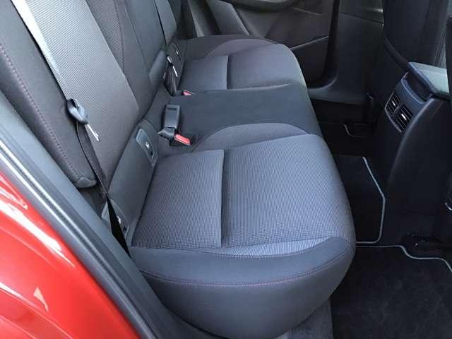 ＣＸ－３０ ２．０　２０Ｓ　ブラックトーンエディション　ナビ　ＥＴＣ　前後ドラレコ　全方位モニター　クリアランスソナ－　スマートブレーキ　Ｂカメラ　ＡＣＣ　スマートキー　パワーバックドア　アルミホイール　Ｂｌｕｅｔｏｏｔｈ　オートマチックハイビーム（12枚目）