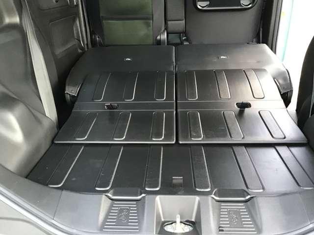 フレアワゴンタフスタイル ６６０　タフスタイル　ハイブリッド　ＸＳ　両側電動スライドドア　ナビ　ＥＴＣ　シートヒータ　デュアルセンサーブレーキ　パークソナー　オートエアコン　Ｉストップ　横滑り防止装置　ベンチシート　盗難防止装置　アルミホイール　アダプティブクルーズ（7枚目）