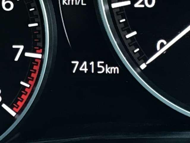 ＭＡＺＤＡ３ファストバック １．５　１５Ｓ　レトロスポーツエディション　ナビ　ＥＴＣ　全方位モニター　アイドリングストップ　アルミホイール　運転席パワーシート　Ｂｌｕｅｔｏｏｔｈ接続　スマートシティブレーキサポート　パーキングセンサー　レーダークルーズコントロール（12枚目）