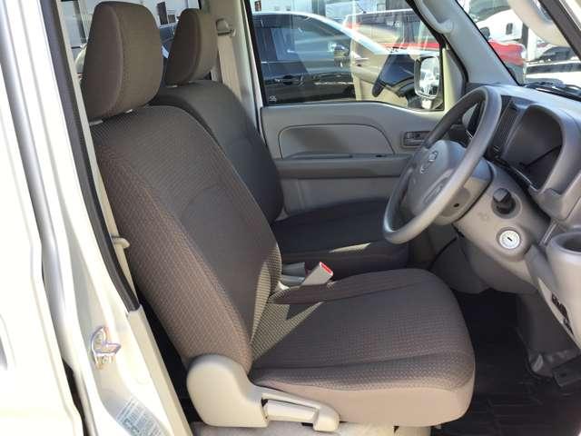 スクラム ６６０　ＰＣ　ハイルーフ　サービスカーアップ　ナビ　ＥＴＣ　レーダーサポートブレーキ　パワーウィンド　左右エアバッグ　クリアランスソナー　パワーステ　ＡＣ　エアバック　キーレスエントリー　両側スライドドア　ＡＢＳ　ＥＳＣ（19枚目）