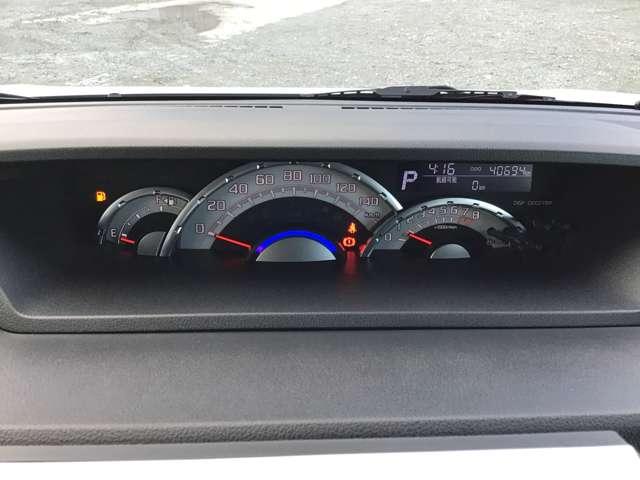 ピクシスメガ ６６０　Ｇターボ　ＳＡＩＩ　両側電動スライドドア　ナビ　ＥＴＣ　誤発進抑制　Ｗパワースライドドア　アルミホイール　ターボ車　オートエアコン　エアバッグ　キーレス　スマートキー　盗難防止システム　横滑り防止機能　ＡＢＳ（15枚目）