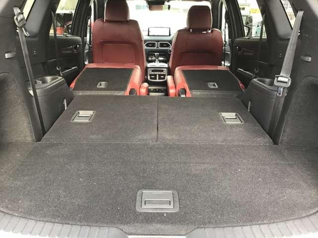 ＣＸ－８ ２．２　ＸＤ　スポーツ　アピアランス　ディーゼルターボ　ＢＯＳＥサウンド　ナビ　ＥＴＣ　キーレス　オートマチックハイビーム　シートヒーター　アルミホイール　３列シート　バックカメラ　エアコン　スマートキー　横滑り防止装置　アイドリングストップ　ターボ　ＢＴ（9枚目）