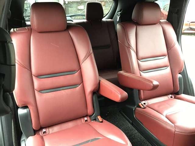 ＣＸ－８ ２．２　ＸＤ　スポーツ　アピアランス　ディーゼルターボ　ＢＯＳＥサウンド　ナビ　ＥＴＣ　キーレス　オートマチックハイビーム　シートヒーター　アルミホイール　３列シート　バックカメラ　エアコン　スマートキー　横滑り防止装置　アイドリングストップ　ターボ　ＢＴ（16枚目）