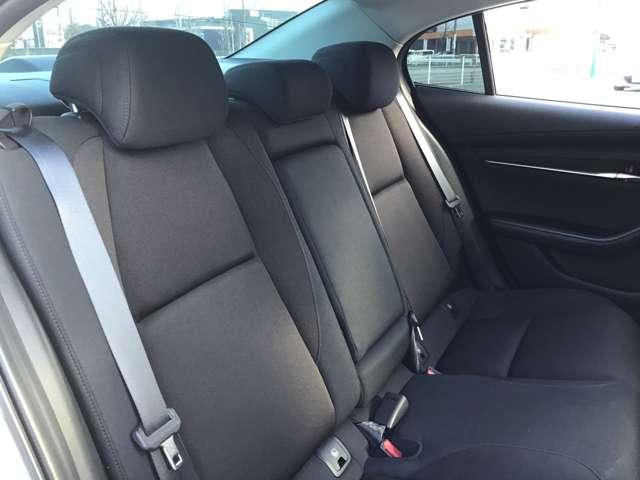 ＭＡＺＤＡ３セダン １．８　ＸＤプロアクティブ　ツーリング　セレクション　ディー　ナビ　ＥＴＣ　全方位モニター　衝突軽減ブレーキ　シートヒーター　オートハイビーム　スマートキー　パワーシート　レーダークルーズコントロール　クリアランスソナー　Ｂｌｕｅｔｏｏｔｈ　Ｉストップ（11枚目）