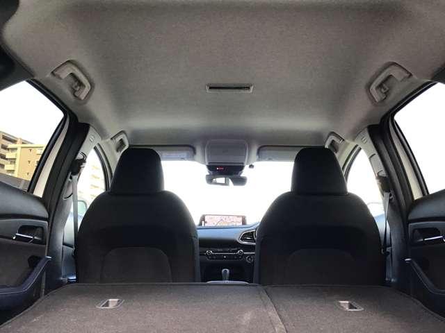 ＣＸ－３０ ２．０　２０Ｓ　ツーリング　ナビ　パワーリフトゲート　ＥＴＣ　衝突軽減ブレーキ　アルミホイール　クリアランスソナー　レーダークルーズ　パワーシート　オートマチックハイビーム　バックカメラ　シートヒーター　Ｂｌｕｅｔｏｏｔｈ（9枚目）