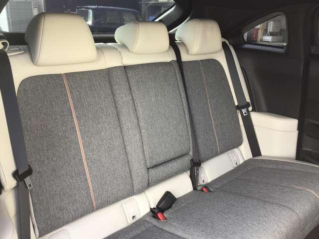 ���㕔���ȃV�[�g��聙�@�����A�V�[�g�����K�ȏ��S�n���V-�g�̏��S�n���ǂ��A���s�Ȃǒ������^�]�ɂ������Ă��܂��B