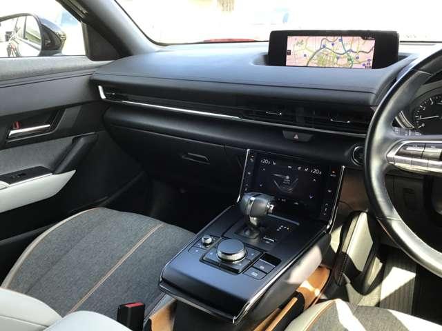 �V���v�����@�\�I�ň����₷���C���p�l����ł��B