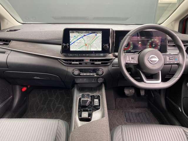 オーラ Gレザーエディション 日産コネクトナビプロパイ全周囲カメラ ワンオーナ 追突防止 レーダークルーズ 本革 車線逸脱警報装置 禁煙車 LED 盗難防止 記録簿 バックモニター ETC インテリジェントキー メモリーナビゲーション AW キーレスエントリー ABS(3枚目)