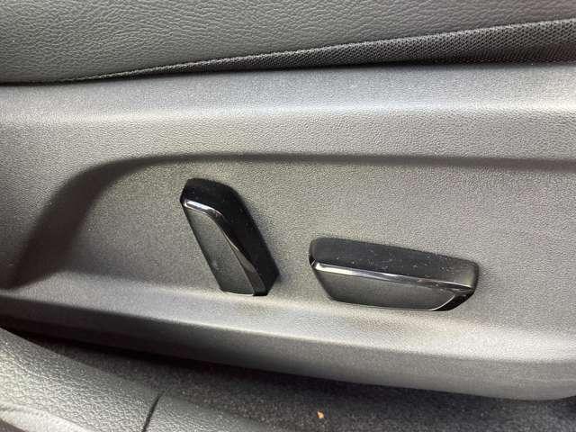 オーラ Ｇレザーエディション　日産コネクトナビプロパイ全周囲カメラ　ワンオーナ　追突防止　レーダークルーズ　本革　車線逸脱警報装置　禁煙車　ＬＥＤ　盗難防止　記録簿　バックモニター　ＥＴＣ　インテリジェントキー　メモリーナビゲーション　ＡＷ　キーレスエントリー　ＡＢＳ（22枚目）