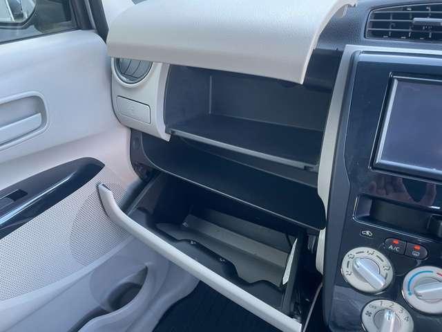 デイズ 660 J 日産純正ナビゲーション フルセグTV CD再 WSRS パワーウィンド ナビ&TV キーフリー ワンオーナー車 記録簿有り SRS PS メモリーナビ AC ワンセグ ABS(15枚目)