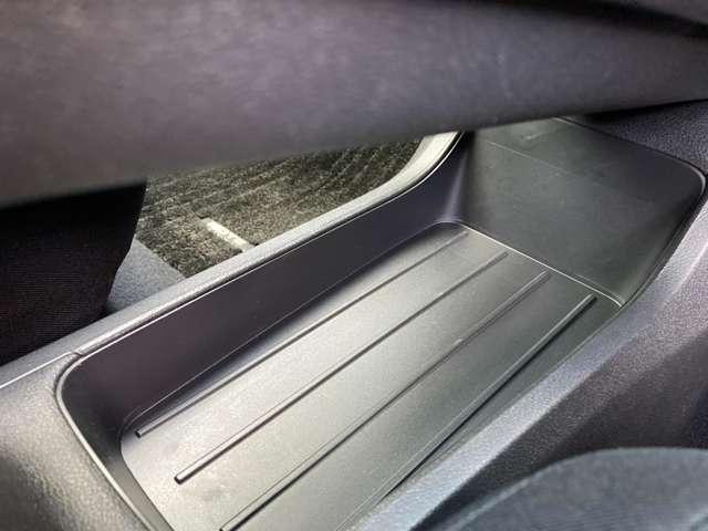 ノート 1.2 X 前後ドライブレコーダー・エマージェンシー 衝突被害軽減ブレ-キ レーンアシスト インテリジェントキー ワンオーナー ドラレコ 整備記録簿 サイドカーテンエアバック パワーウィンドウ オートエアコン キーレス ABS 運転席エアバッグ(15枚目)