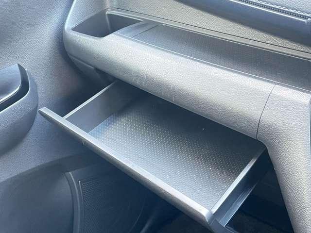 デイズ 660 ハイウェイスターX プロパイロット エディション 日産純正ナビゲーション スマートキー&プッシュスタート LEDヘッド レーダークルーズ ETC アイドリングストップ LKAS ドラレコ パワーステアリング オートエアコン Bカメラ ワンセグ メモリーナビゲーション ABS(19枚目)