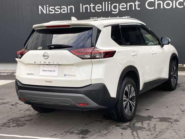 エクストレイル Ｘ　ｅ－４ＯＲＣＥ　日産コネクトナビプロパイロット全周囲　エマブレ　１オーナー　レーンキープアシスト　アダプティブクルーズコントロール　バックモニター　ＬＥＤヘッドライト　ドラレコ　インテリジェントキー　ＥＴＣ　４ＷＤ　記録簿　キーレスエントリー　ＡＡＣ（2枚目）