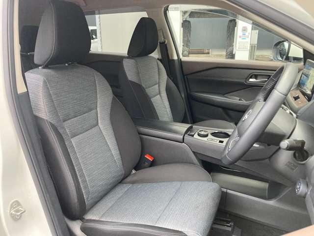 エクストレイル Ｘ　ｅ－４ＯＲＣＥ　日産コネクトナビプロパイロット全周囲　エマブレ　１オーナー　レーンキープアシスト　アダプティブクルーズコントロール　バックモニター　ＬＥＤヘッドライト　ドラレコ　インテリジェントキー　ＥＴＣ　４ＷＤ　記録簿　キーレスエントリー　ＡＡＣ（15枚目）