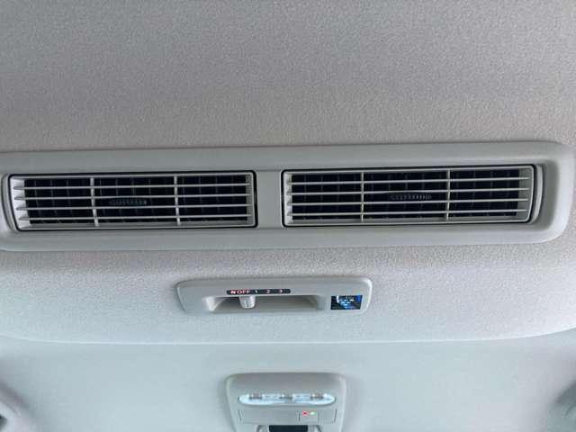 ���A�V�[�����O�t�@������̑����ɂ��ԓ��̋�C���z�����A�G�A�R���̌����ɂ����n�C���[�t�̎ԓ������K��Ԃɏo����̂���΂��|�C���g�̈�ŁB