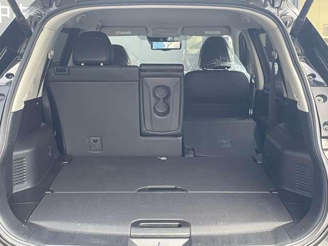 エクストレイル 2.0 20Xi 2列車 アイドリングストップ車 LEDヘットライト Rカメラ インテリキー レーンキープアシスト ETC ドライブレコーダー 記録簿 キーフリー 1オーナー TVナビ オートエアコン アルミホイール ABS(10枚目)